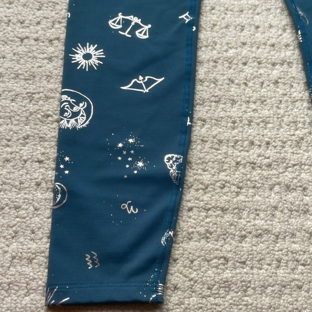 Beyond Yoga Teal Celestial Print Leggings - Picture 4 of 11